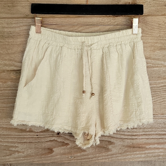 Mustard Seed Pants - Mustard Seed Size Small Cream High Waist Shorts
